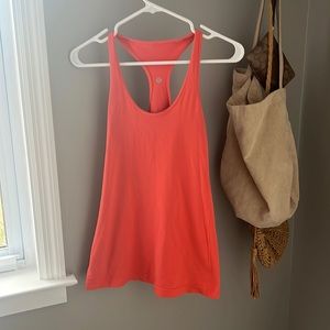 Lululemon tank